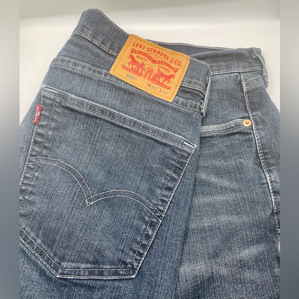 Men's Levi's® 505™ Regular-Fit Jeans sz 36/ 32